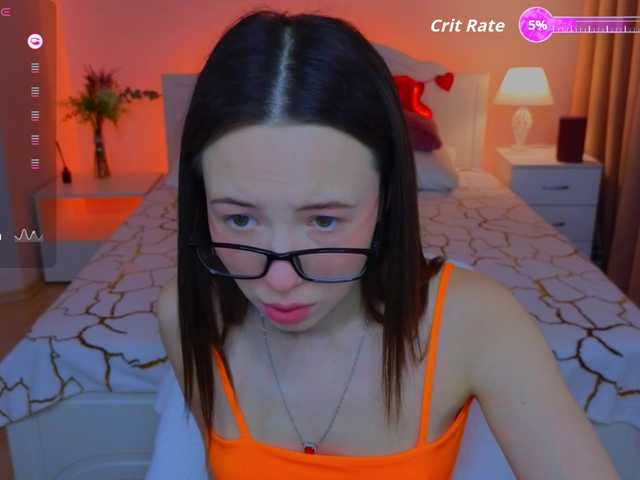 Trixiie's BongaCams show and profile