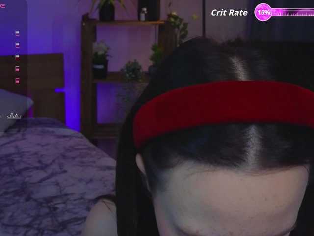 Trixiie's BongaCams show and profile