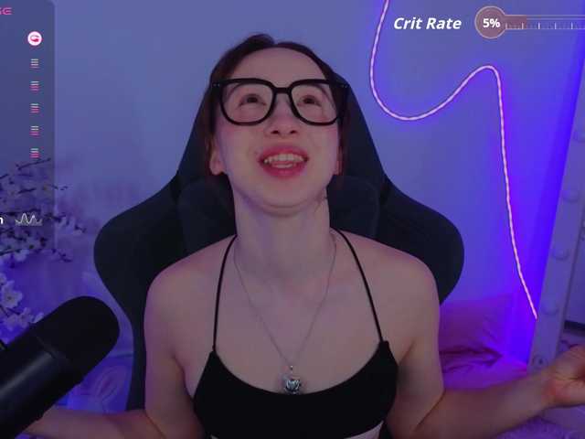 Trixiie's BongaCams show and profile