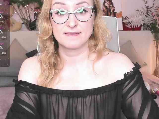 MadissonKiss webcam
