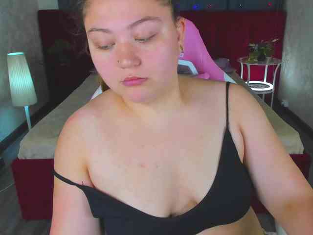 Kate-Miller webcam