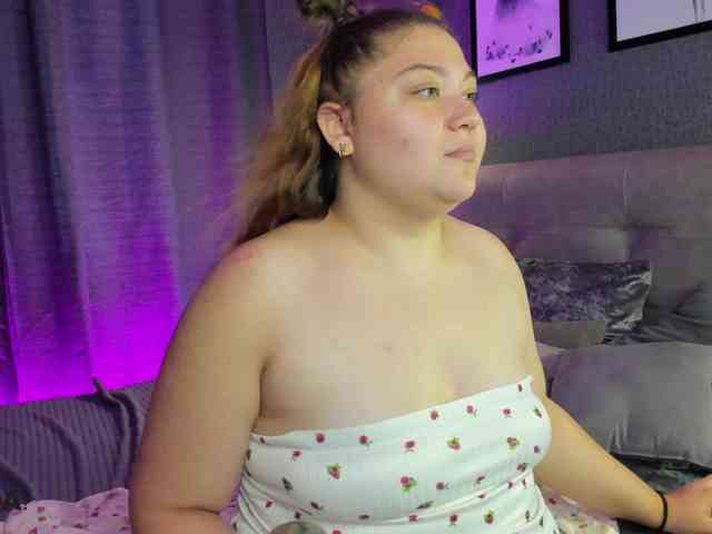 Kate-Miller webcam