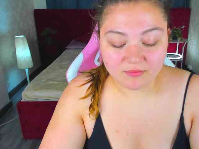 Kate-Miller webcam