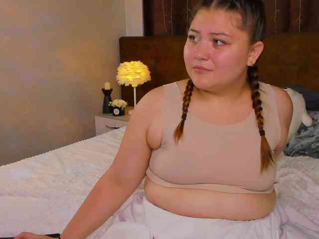 Kate-Miller webcam