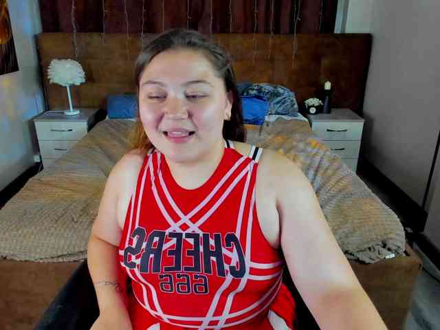 Kate-Miller webcam