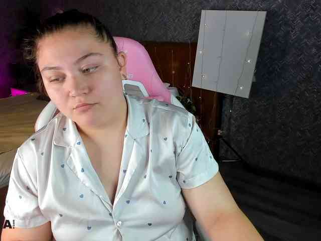 Kate-Miller webcam
