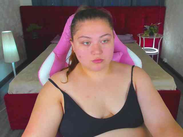 Kate-Miller webcam