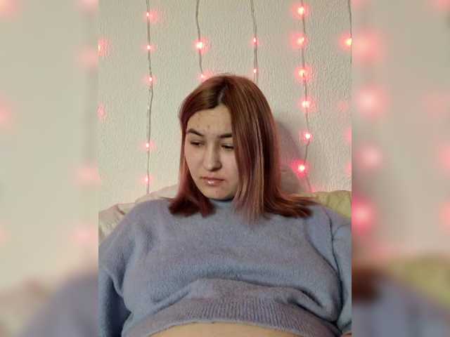 VikkiHamilton's BongaCams show and profile