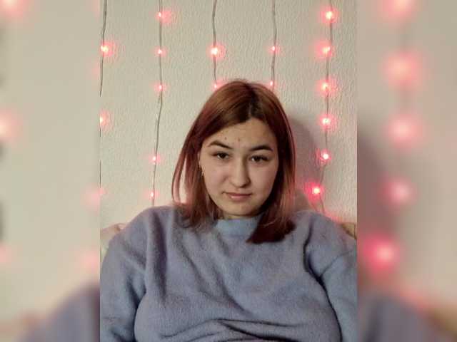 VikkiHamilton's BongaCams show and profile