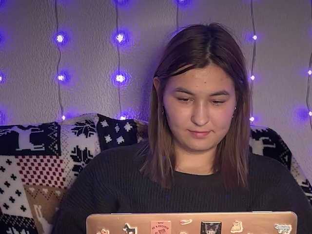 VikkiHamilton's BongaCams show and profile