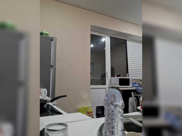 VikkiHamilton's BongaCams show and profile