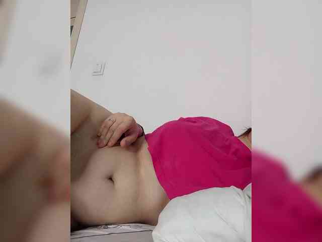 VikkiHamilton webcam