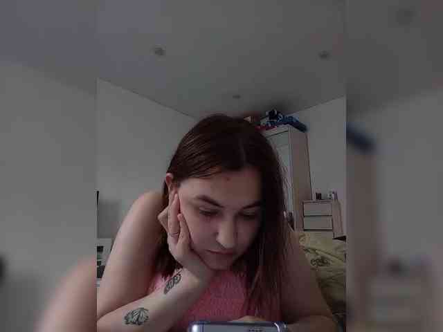 VikkiHamilton webcam