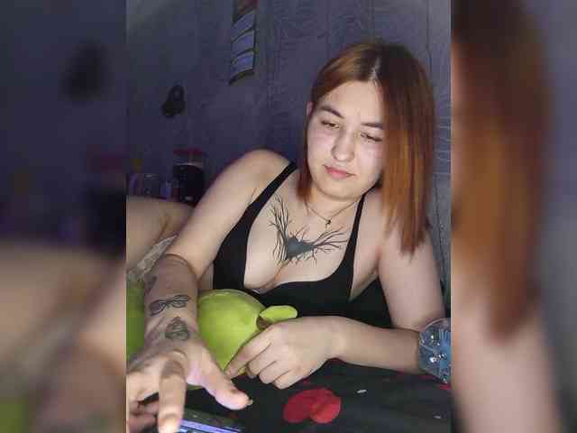 VikkiHamilton webcam