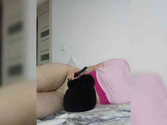VikkiHamilton webcam