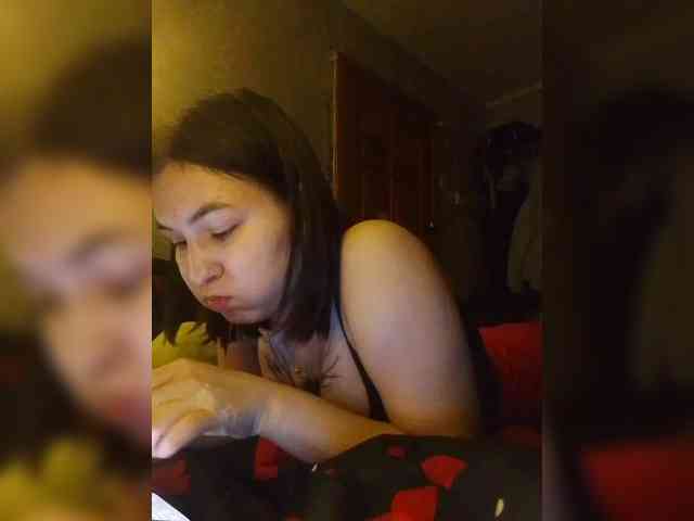 VikkiHamilton webcam