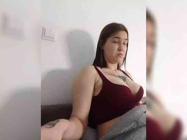 VikkiHamilton webcam