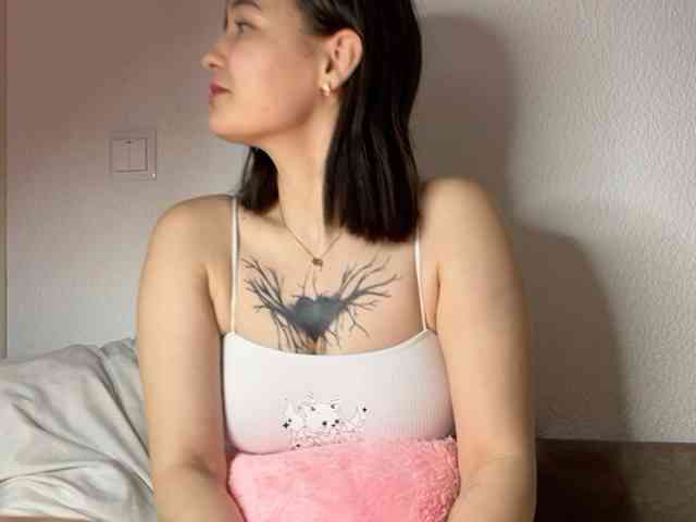 VikkiHamilton webcam