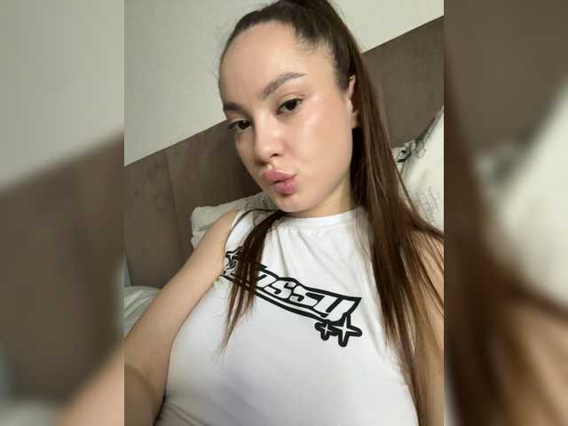 -LiaDark- from BongaCams