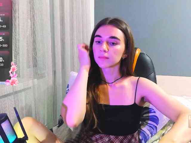 pollyshy webcam