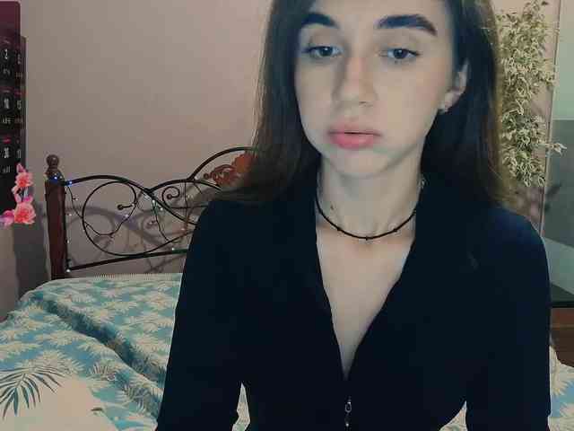 pollyshy webcam