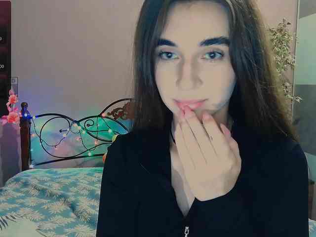 pollyshy webcam