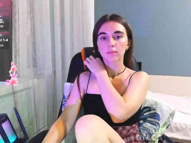 pollyshy webcam