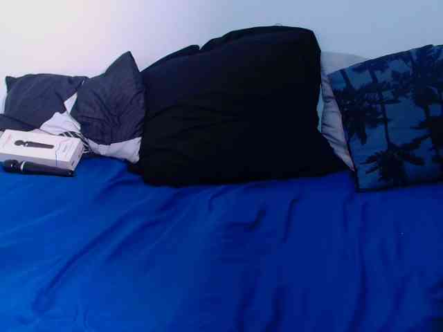 SpicyQueenXxx webcam