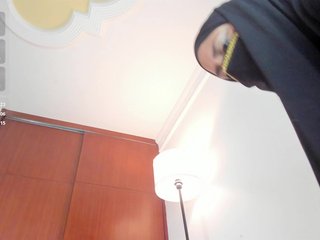 zully-arabb Porn Show