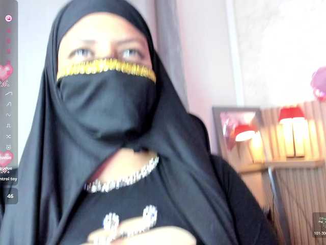 zully-arabb's BongaCams show and profile