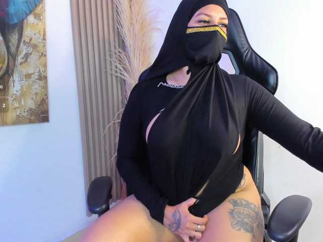 zully-arabb's BongaCams show and profile