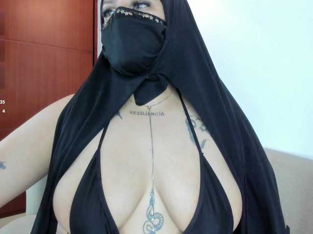 zully-arabb's BongaCams show and profile