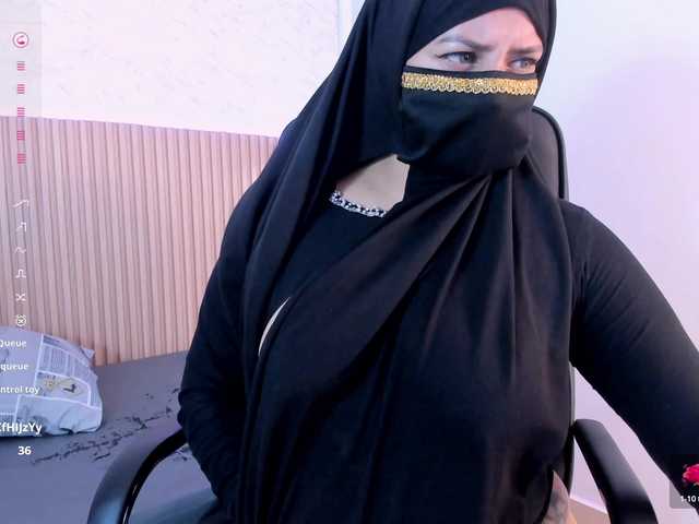 zully-arabb's BongaCams show and profile