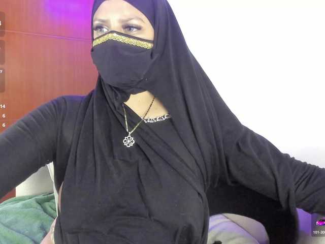 zully-arabb's BongaCams show and profile