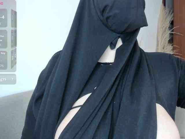 zully-arabb Live Webcam on BongaCams