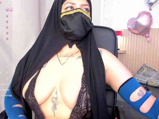 zully-arabb webcam