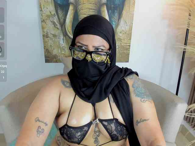 zully-arabb webcam