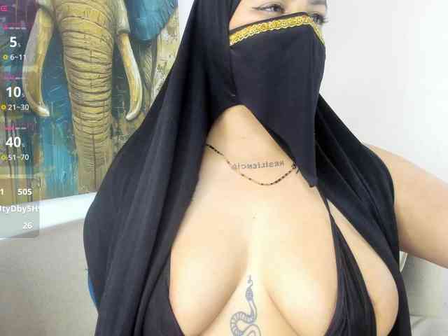 zully-arabb webcam