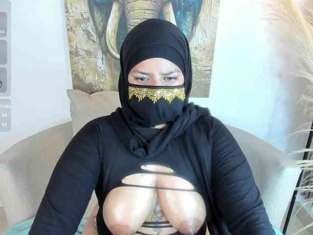 zully-arabb webcam