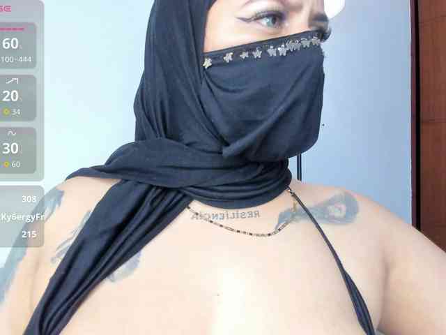 zully-arabb webcam