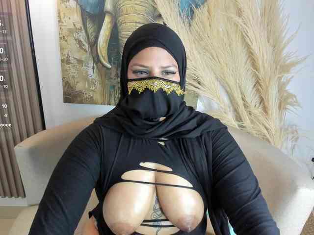 zully-arabb webcam