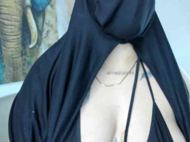 zully-arabb zully-arabb