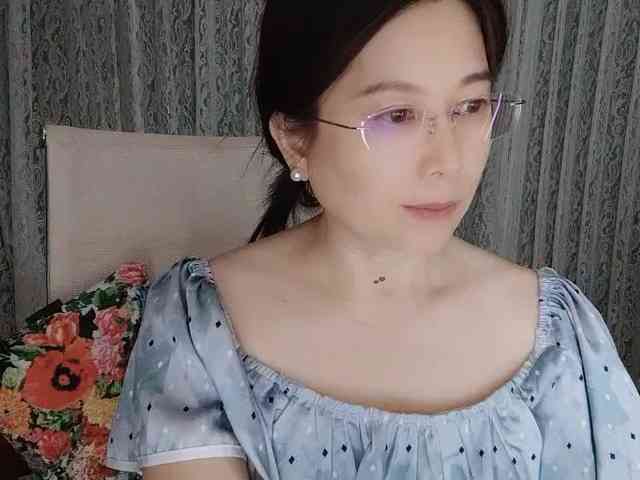 strip chat room Xiaohe666