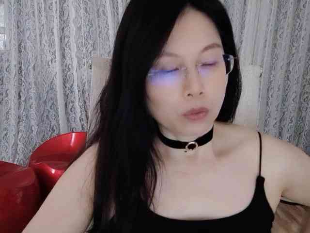 Xiaohe666 Live Webcam on BongaCams