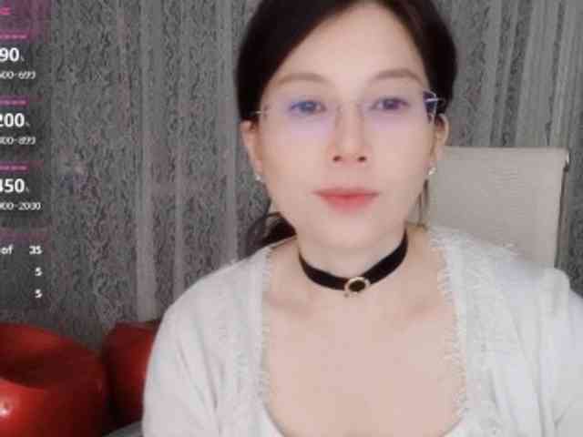 Xiaohe666 bongacams