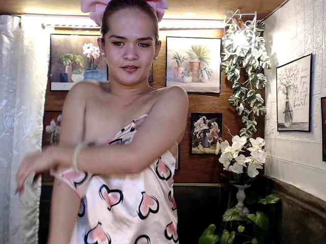 PrettyJean0 Live Webcam on BongaCams