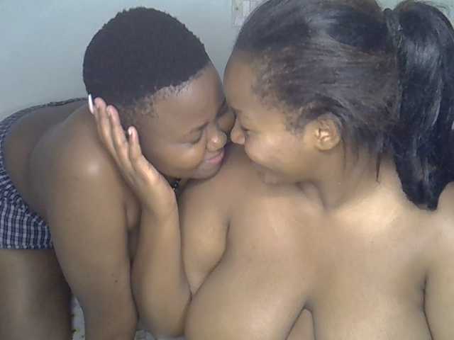 Sexxyneil's BongaCams show and profile