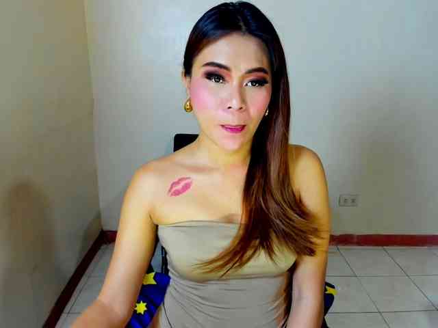 Cerina00 Live Webcam on BongaCams