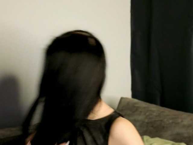 Lola-Lush's BongaCams show and profile