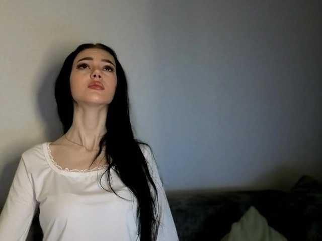 Lola-Lush's BongaCams show and profile